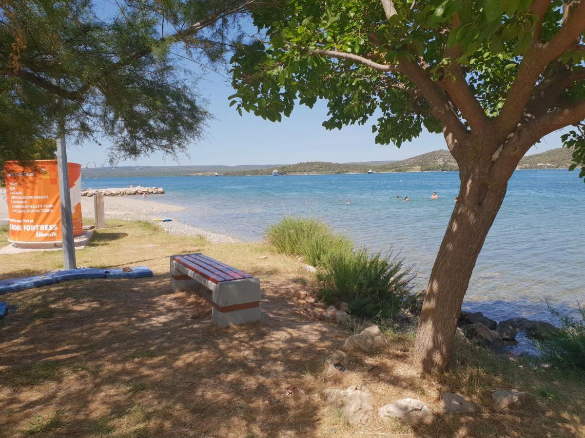 Apartmani Kameno Sidro Bilice Buitenkant foto