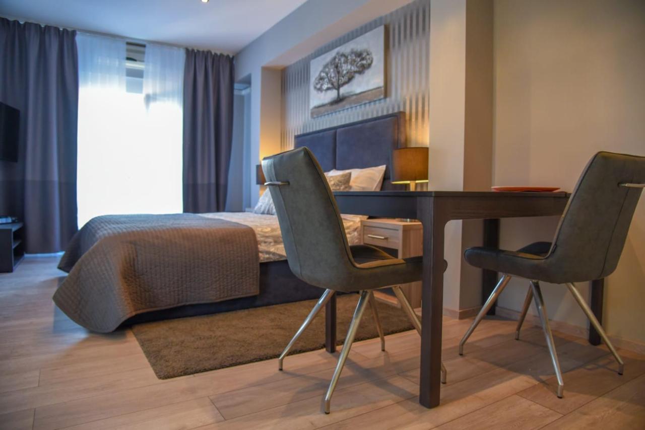 Apartmani Kameno Sidro Bilice Buitenkant foto