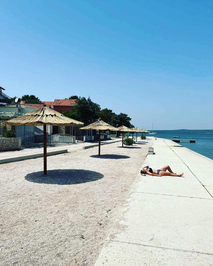 Apartmani Kameno Sidro Bilice Buitenkant foto