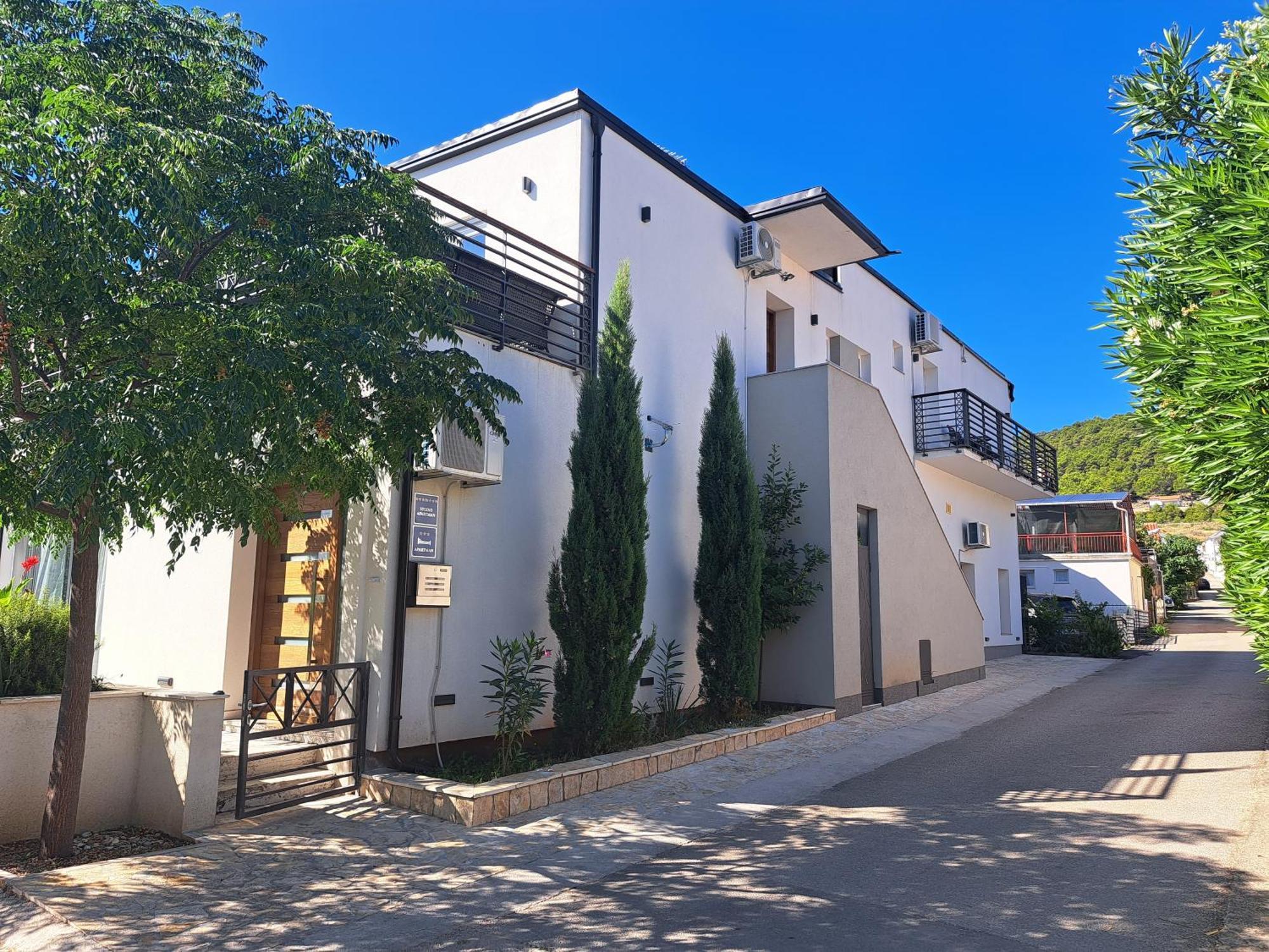 Apartmani Kameno Sidro Bilice Buitenkant foto