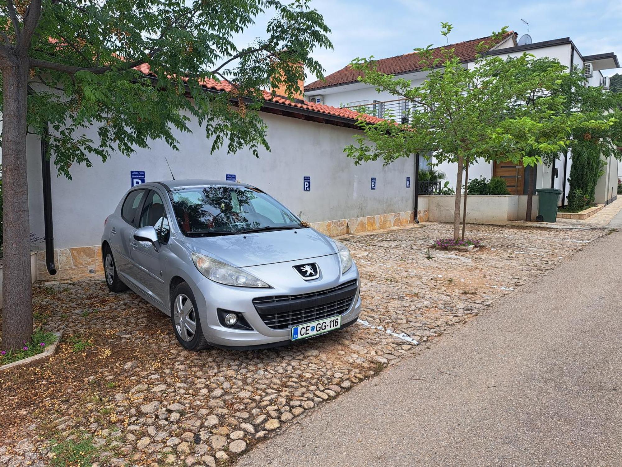 Apartmani Kameno Sidro Bilice Buitenkant foto
